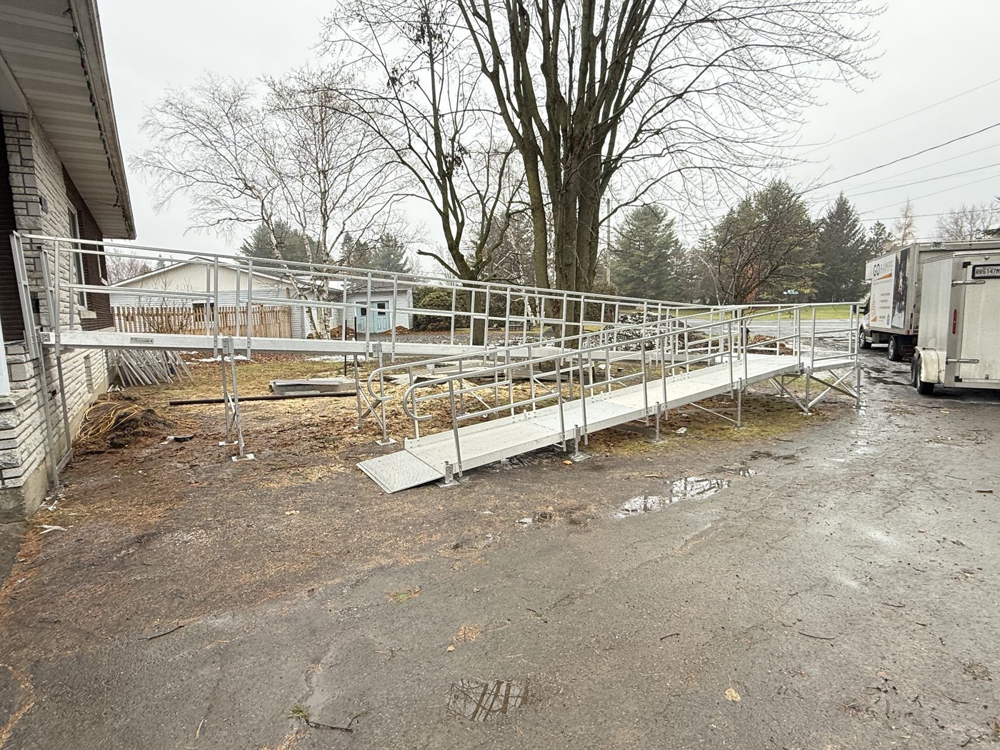 Installation commerciale rampe aluminium