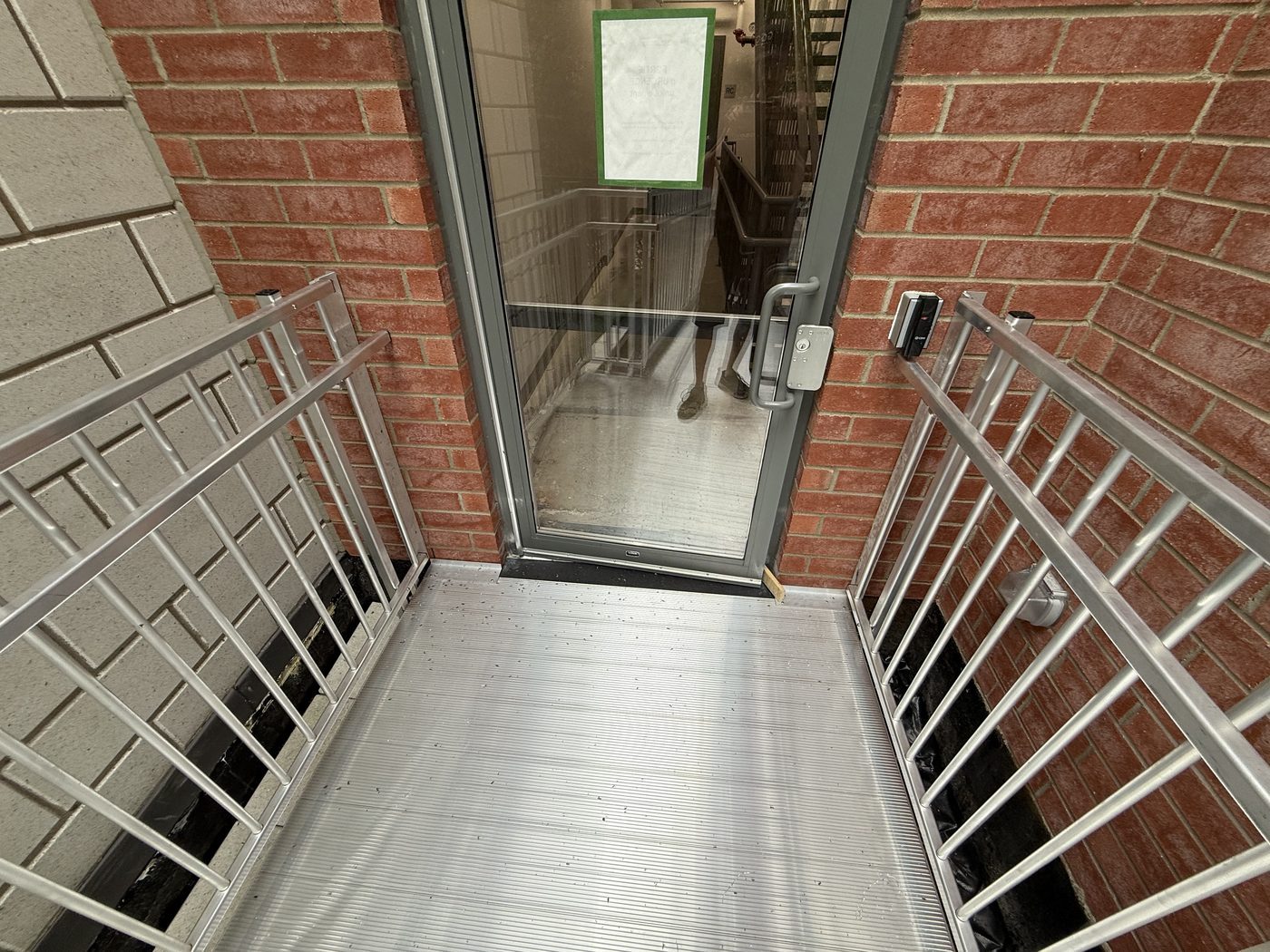 Rampe Go Rampe ballusters installation commerciale